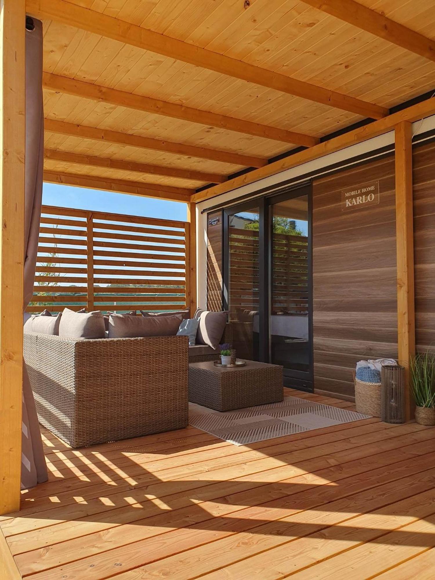 Mobile Homes Karlo & Dino Pula Bilik gambar
